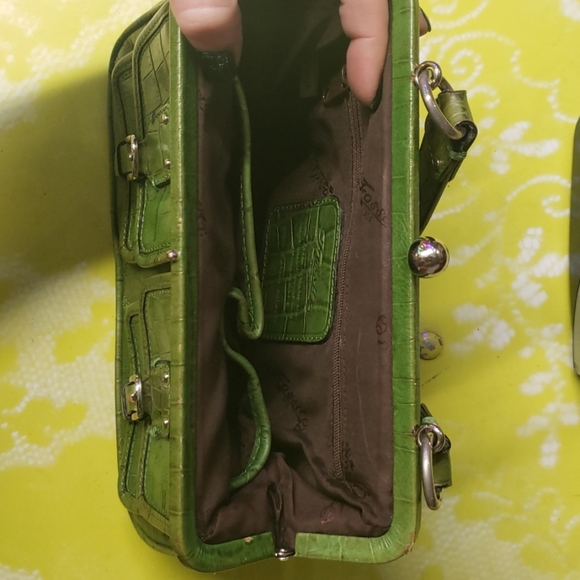 Fossil alligator print handbag 10"x 7"x 4" - Picture 4 of 8